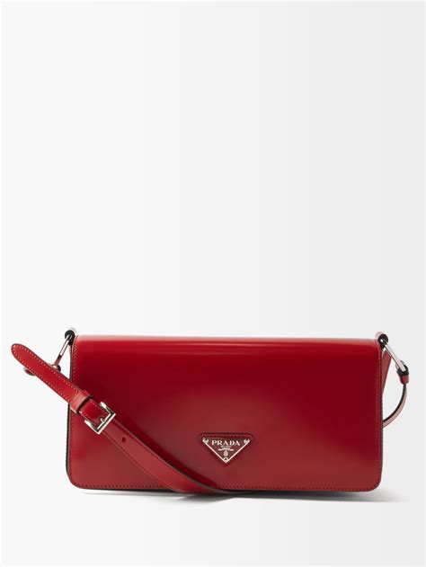 prada femme leather bag.